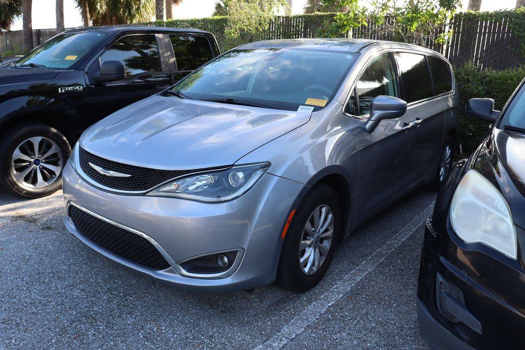 2018 Chrysler Pacifica Touring Plus — Minivan — 95,246 mi — West Palm Beach, FL
