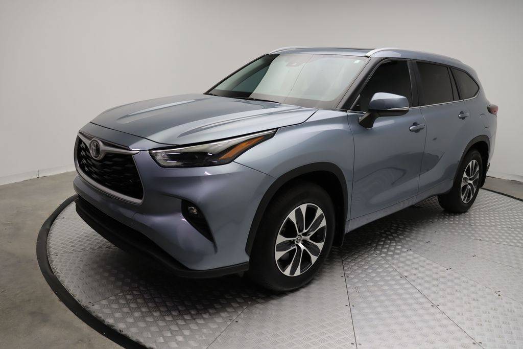 2024 Toyota Highlander XLE — SUV — 10,405 mi — West Palm Beach, FL