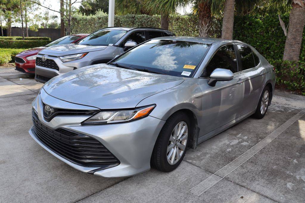 2018 Toyota Camry LE — Sedan — 115,692 mi — West Palm Beach, FL