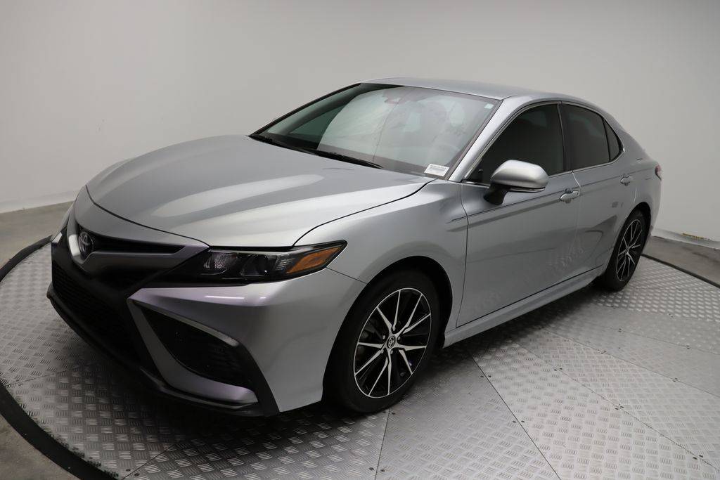 2024 Toyota Camry SE — Sedan — 29,270 mi — West Palm Beach, FL