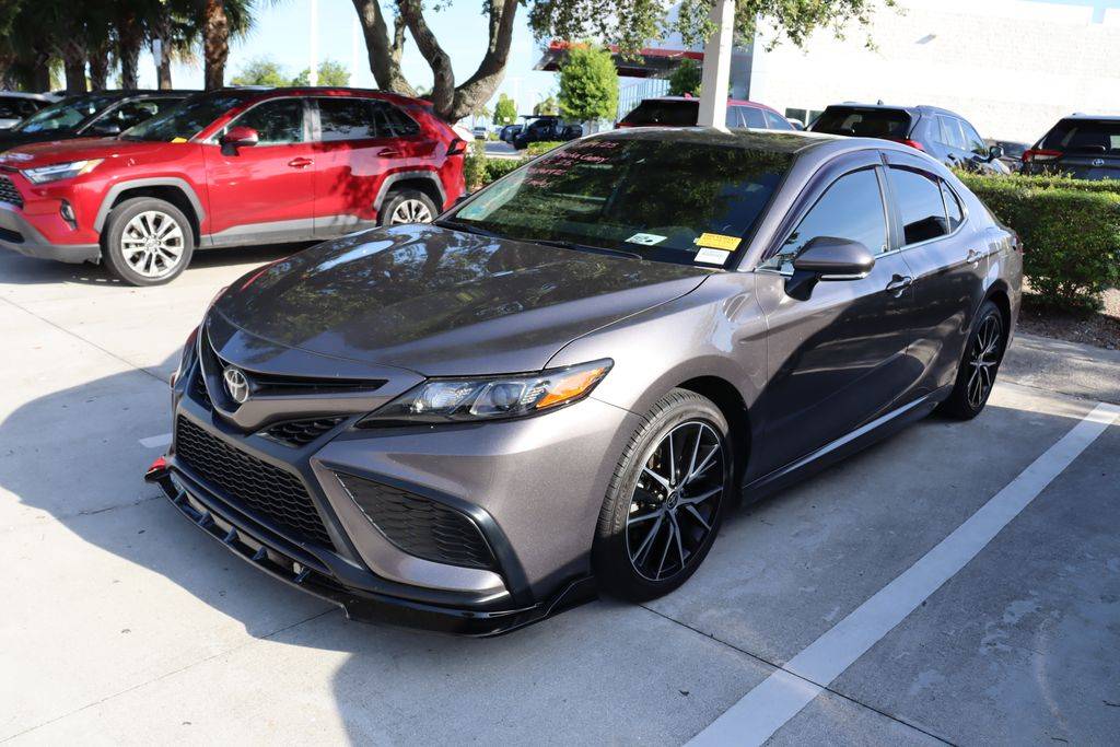 2024 Toyota Camry SE — Sedan — 8,872 mi — West Palm Beach, FL
