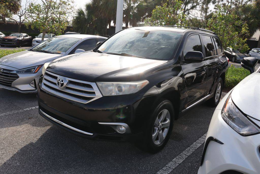 2013 Toyota Highlander Plus V6 — SUV — 140,683 mi — West Palm Beach, FL