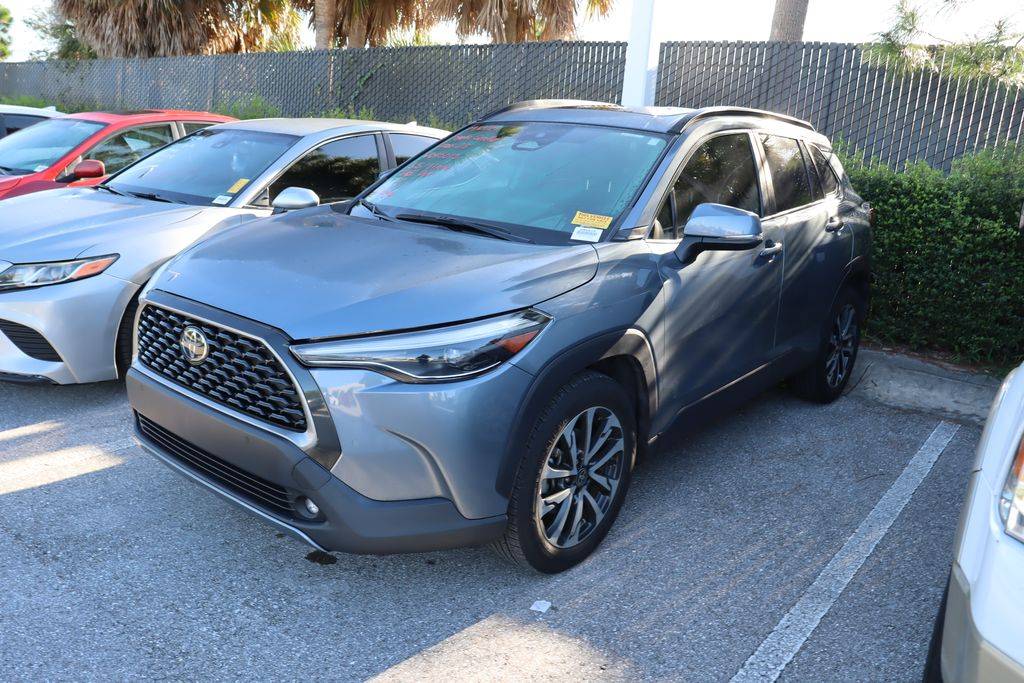 2023 Toyota Corolla Cross XLE — SUV — 35,131 mi — West Palm Beach, FL