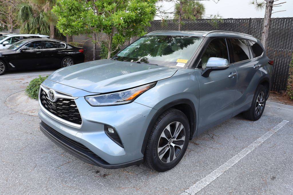 2021 Toyota Highlander XLE — SUV — 50,592 mi — West Palm Beach, FL