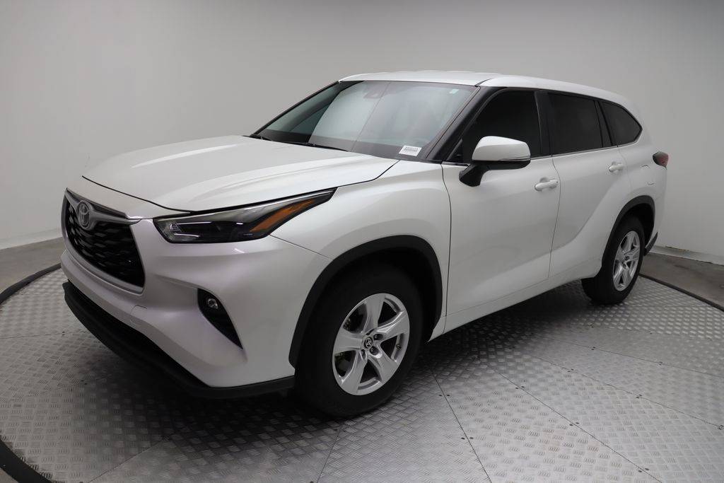 2024 Toyota Highlander LE — SUV — 16,136 mi — West Palm Beach, FL