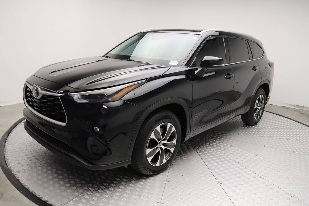 2022 Toyota Highlander XLE — SUV — 67,195 mi — West Palm Beach, FL