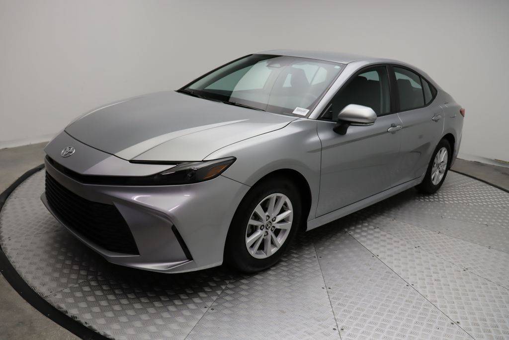 2025 Toyota Camry Hybrid LE — Sedan — 13,748 mi — West Palm Beach, FL