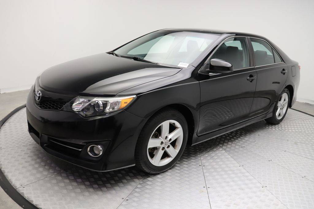 2014 Toyota Camry SE — Sedan — 106,729 mi — West Palm Beach, FL