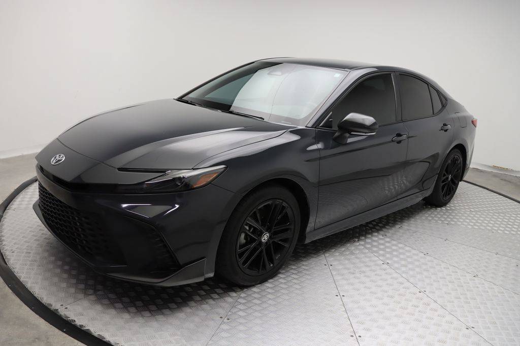 2025 Toyota Camry SE — Sedan — 11,802 mi — West Palm Beach, FL