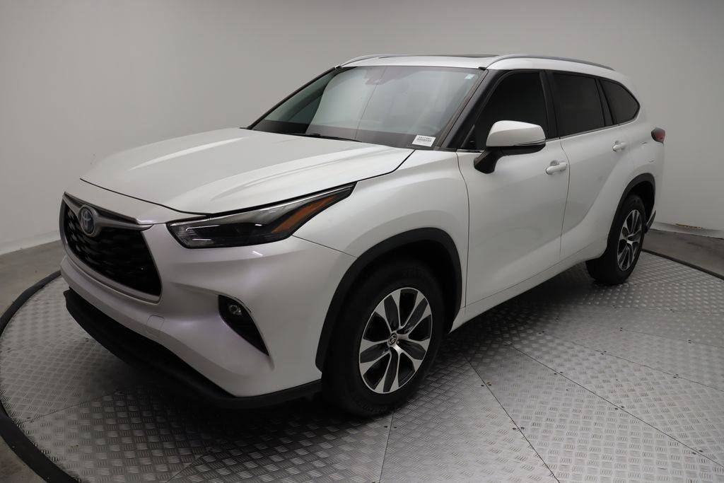 2023 Toyota Highlander Hybrid XLE — SUV — 66,358 mi — West Palm Beach, FL