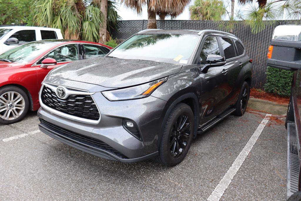 2023 Toyota Highlander XLE — SUV — 35,046 mi — West Palm Beach, FL
