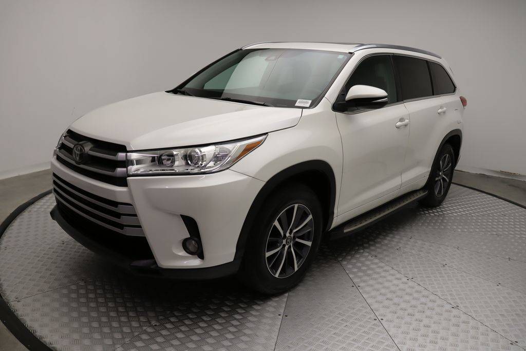 2017 Toyota Highlander SE V6 — SUV — 84,856 mi — West Palm Beach, FL