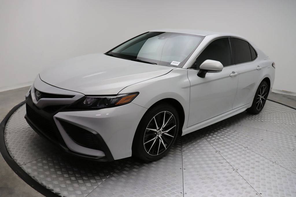 2024 Toyota Camry SE — Sedan — 16,954 mi — West Palm Beach, FL