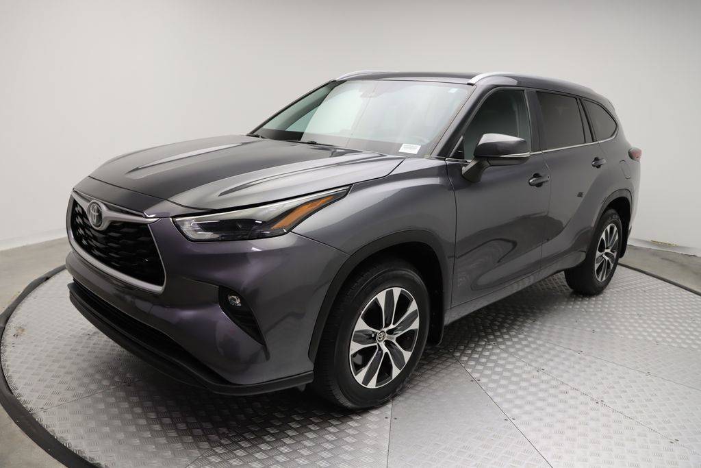 2024 Toyota Highlander LE — SUV — 37,701 mi — West Palm Beach, FL