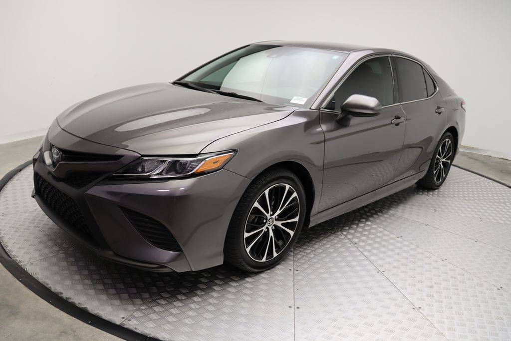 2020 Toyota Camry SE — Sedan — 28,224 mi — West Palm Beach, FL