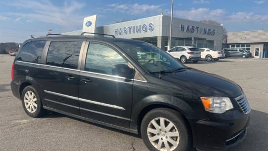 2016 Chrysler Town & Country Touring — Minivan — 121,114 mi — Greenville, NC