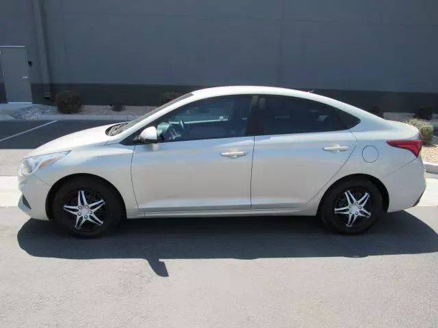 2019 Hyundai Accent SE — Sedan — 116,000 mi — Avondale, AZ