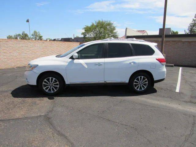2013 Nissan Pathfinder SL — SUV — 114,000 mi — Avondale, AZ