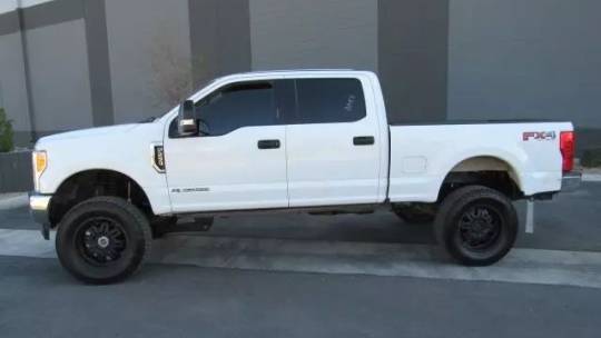 2017 Ford Super Duty F-250 XLT — Pickup Truck — 258,000 mi — Avondale, AZ