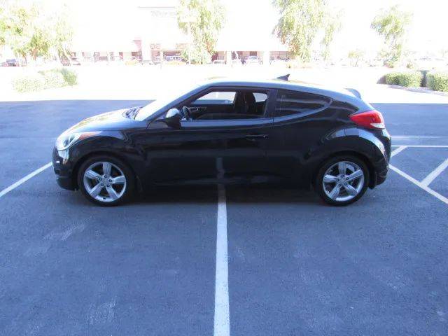 2013 Hyundai Veloster Base — Hatchback — 145,000 mi — Avondale, AZ