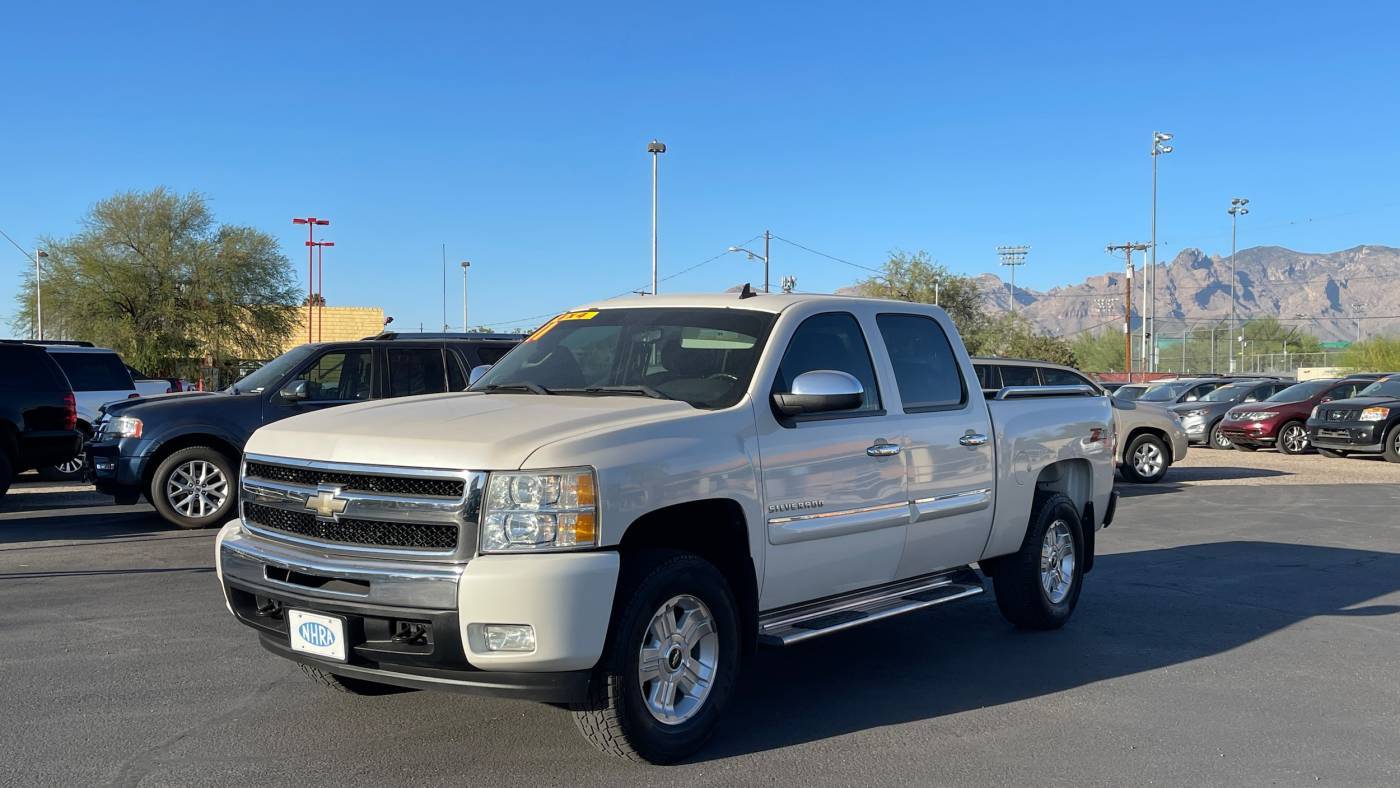 2011 Chevrolet Silverado 1500 LT — Pickup Truck — 171,823 mi — Tucson, AZ