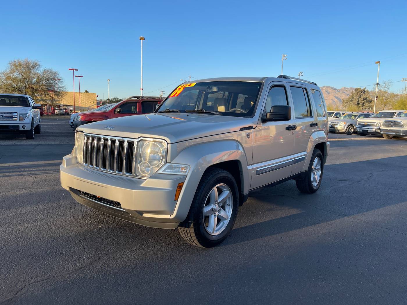 2009 Jeep Liberty Limited — SUV — 101,956 mi — Tucson, AZ
