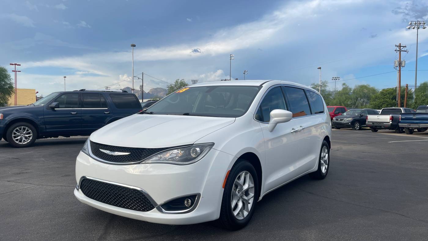 2018 Chrysler Pacifica Touring Plus — Minivan — 71,642 mi — Tucson, AZ
