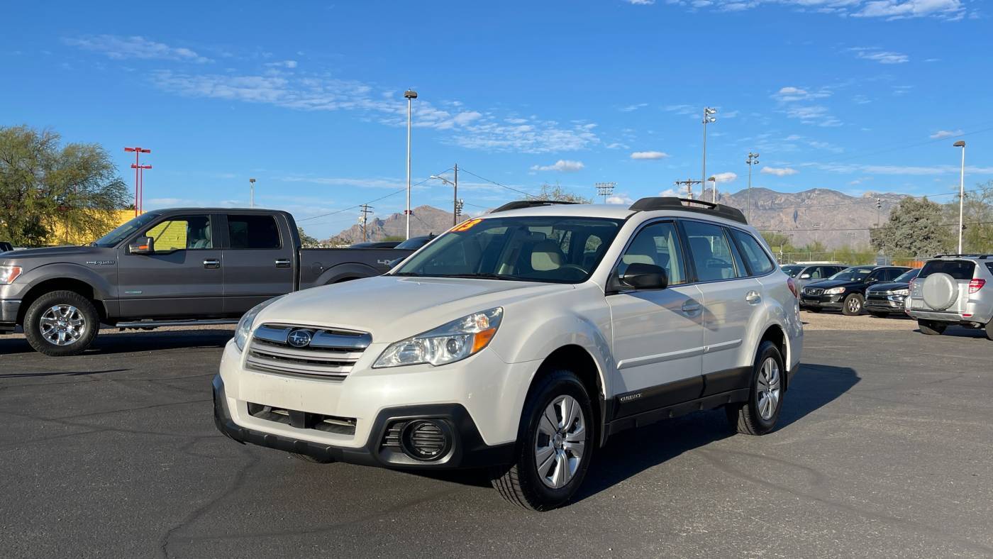 2013 Subaru Outback 2.5i — SUV — 135,575 mi — Tucson, AZ
