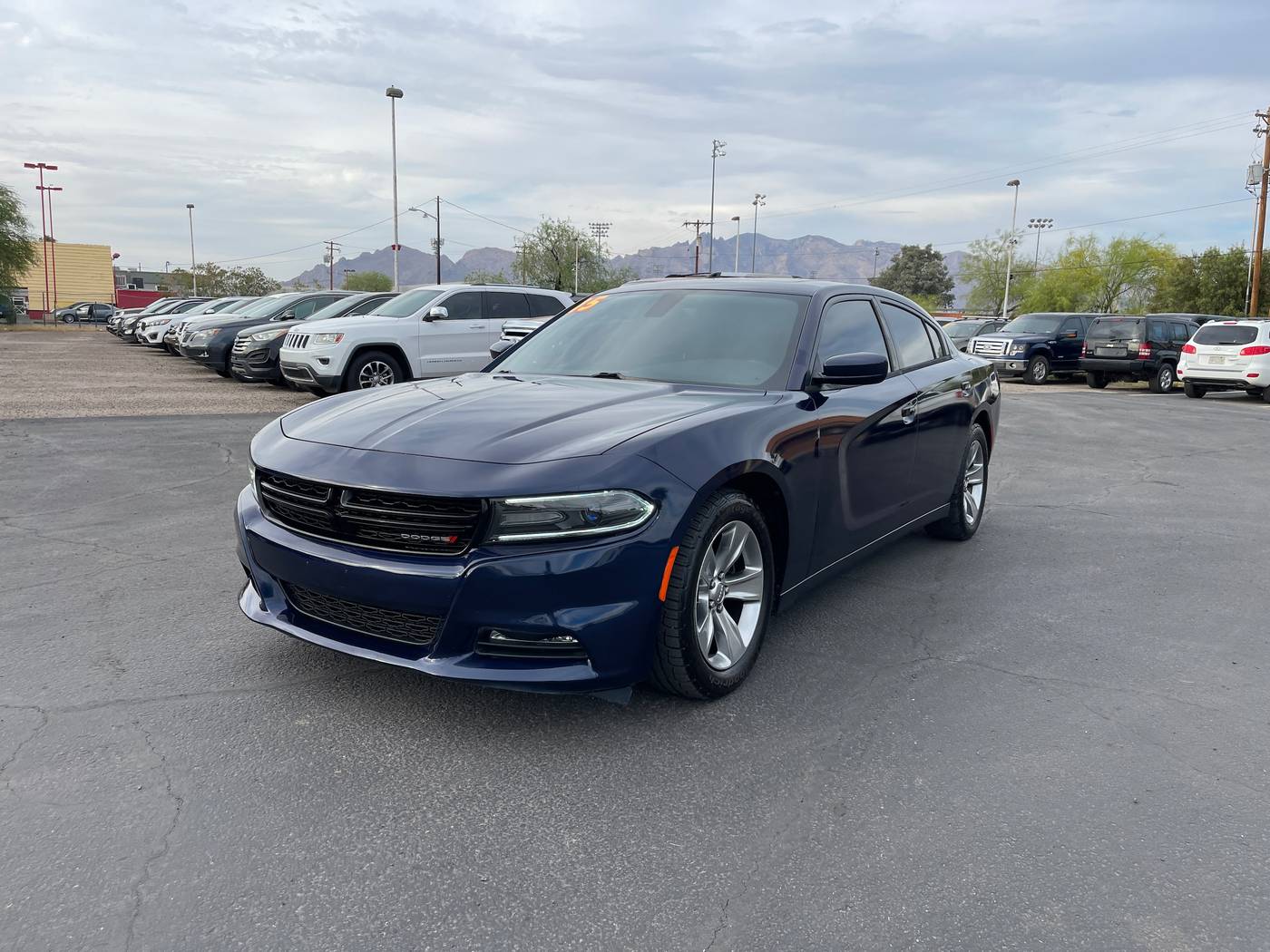 2015 Dodge Charger SXT — Sedan — 117,260 mi — Tucson, AZ