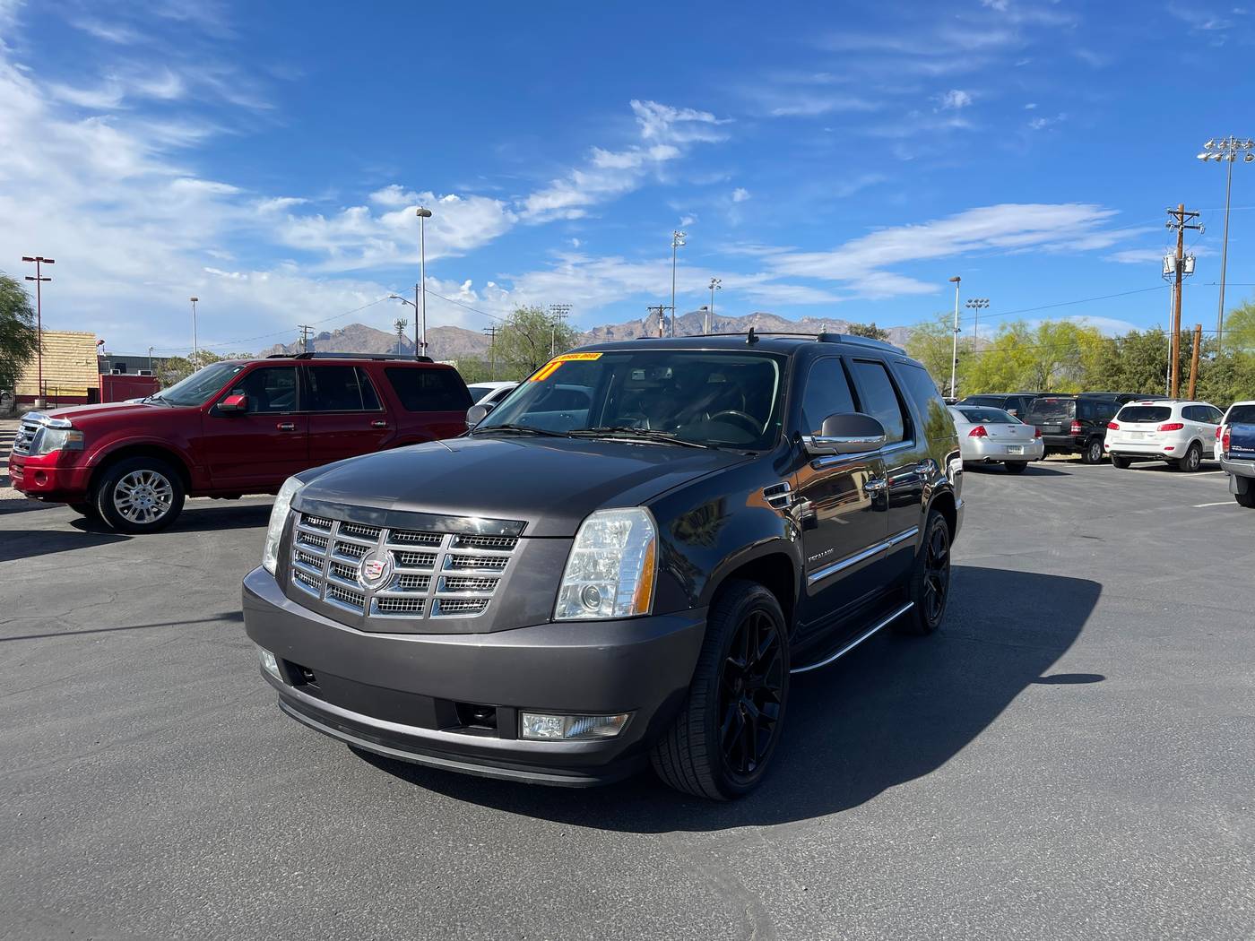 2011 Cadillac Escalade Luxury — SUV — 130,783 mi — Tucson, AZ