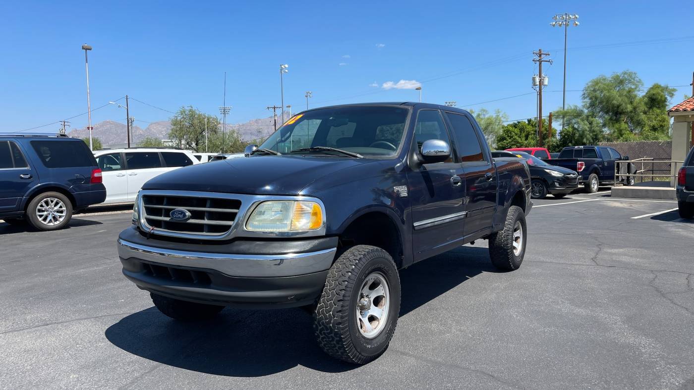 2002 Ford F-150 XLT — Pickup Truck — 137,840 mi — Tucson, AZ
