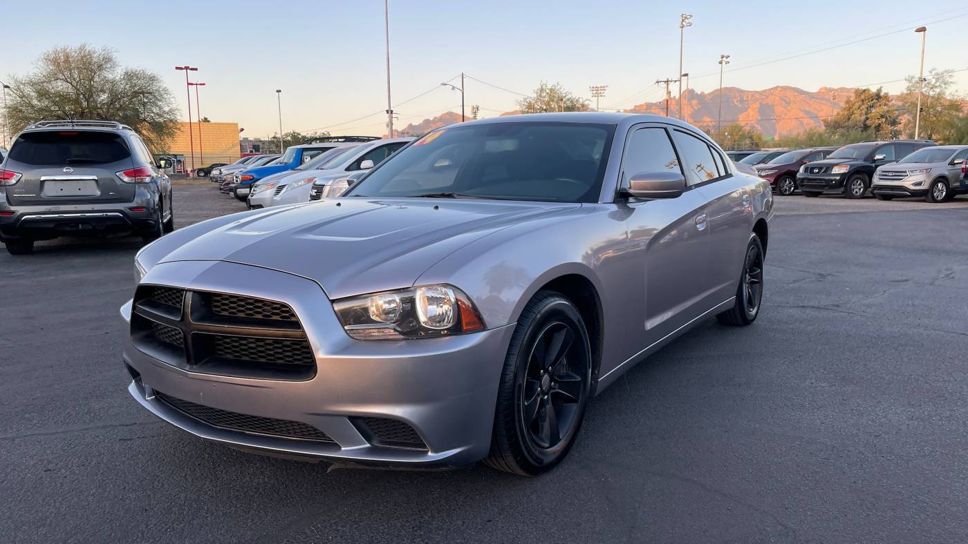2014 Dodge Charger SE — Sedan — 127,593 mi — Tucson, AZ