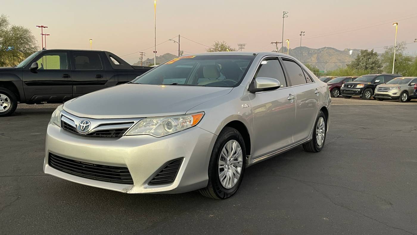 2012 Toyota Camry Hybrid LE — Sedan — 114,055 mi — Tucson, AZ