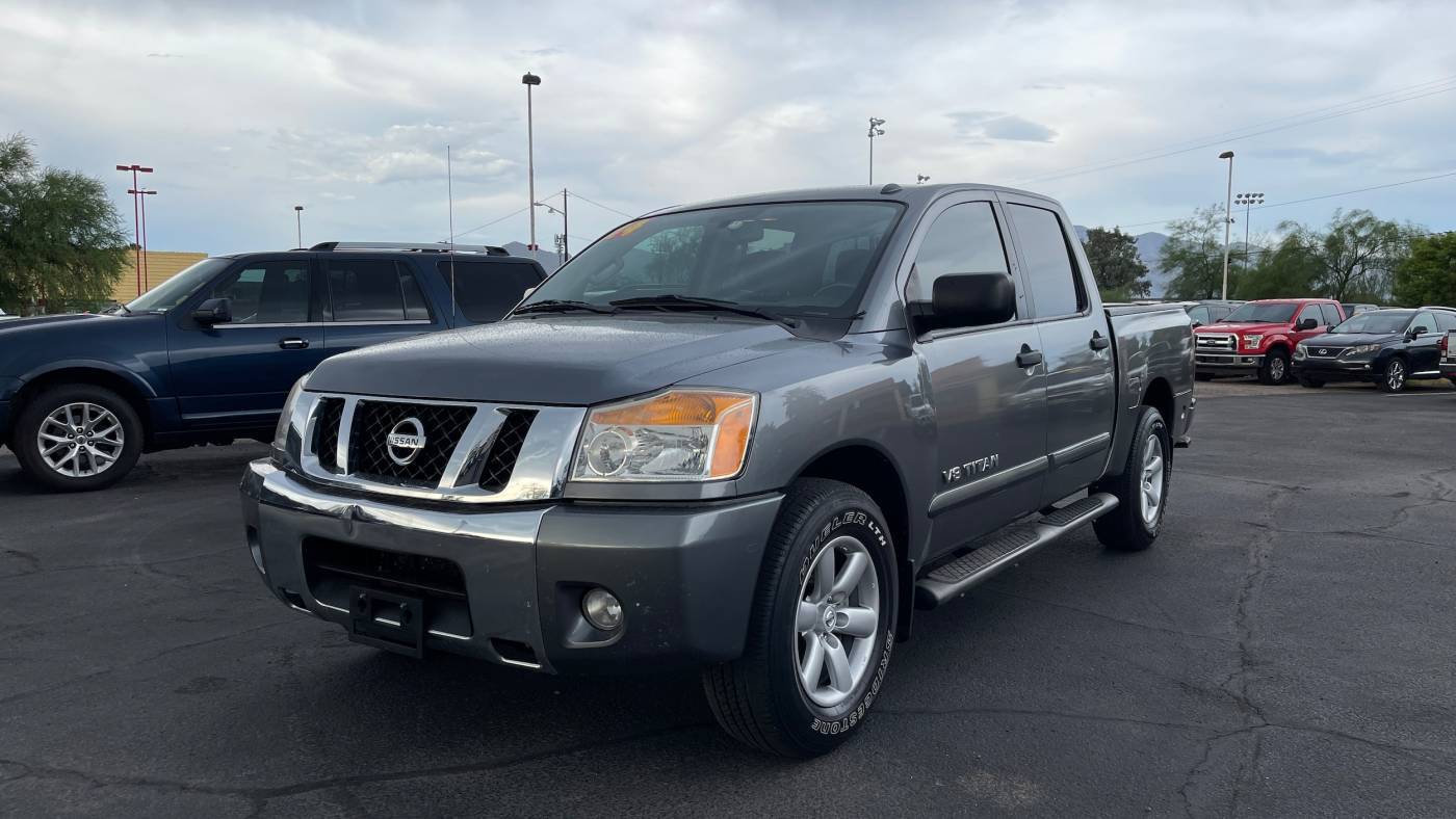 2014 Nissan Titan SV — Pickup Truck — 95,390 mi — Tucson, AZ