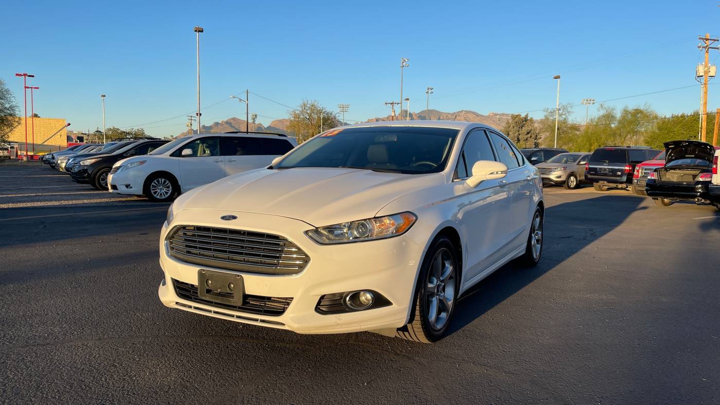 2013 Ford Fusion SE — Sedan — 124,895 mi — Tucson, AZ