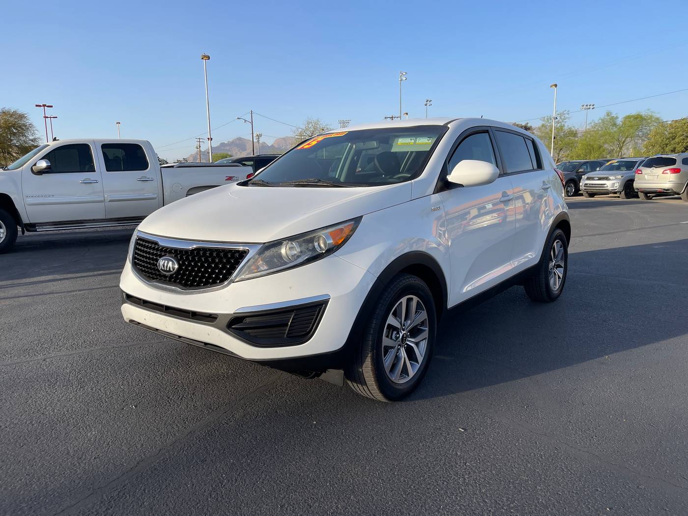 2015 Kia Sportage LX — SUV — 136,499 mi — Tucson, AZ