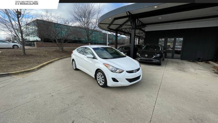 2013 Hyundai Elantra GLS — Sedan — 81,757 mi — Schaumburg, IL
