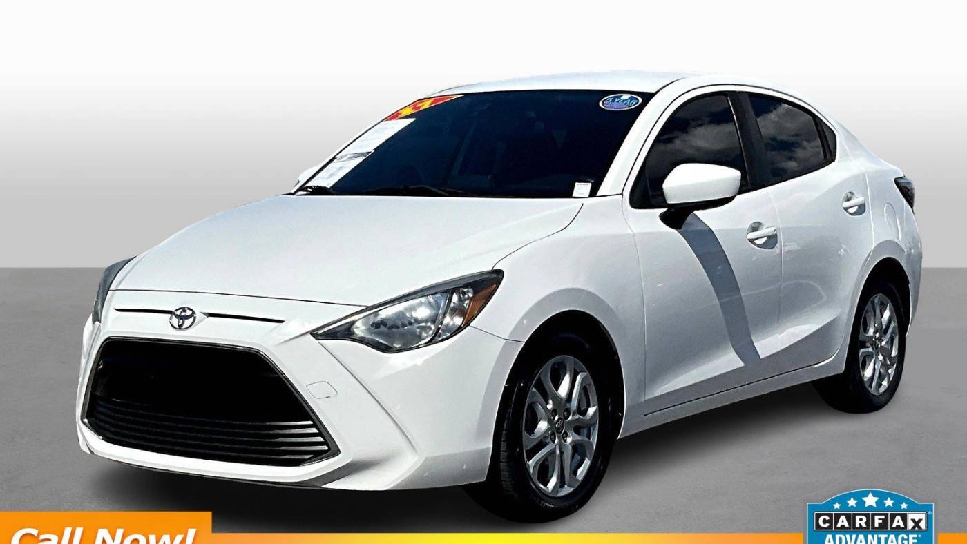 2017 Toyota Yaris iA Base