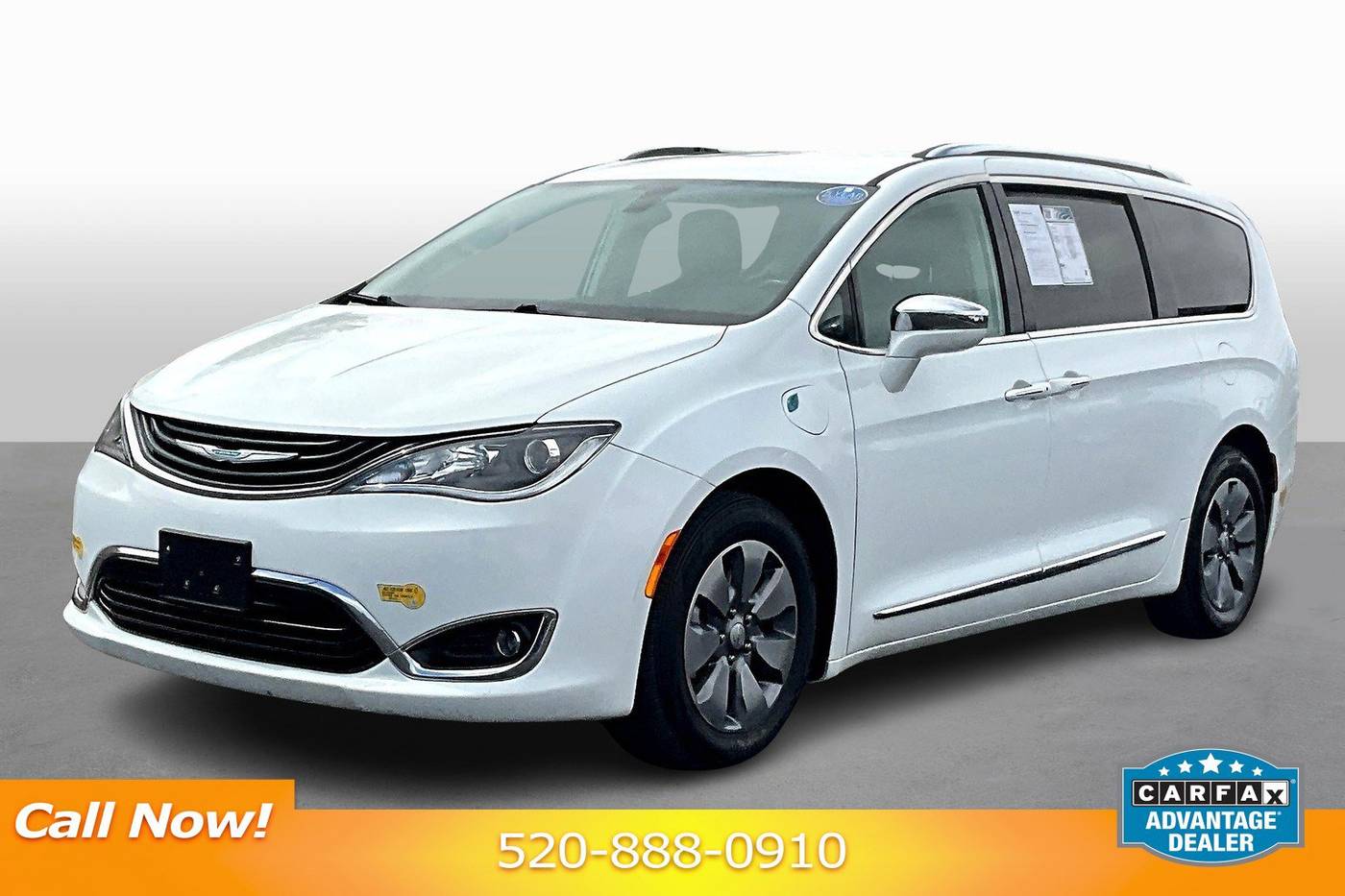 2018 Chrysler Pacifica Hybrid Limited — Minivan — 71,906 mi — Tucson, AZ