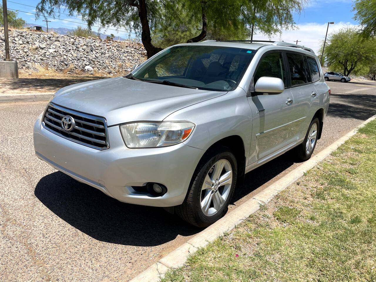 2010 Toyota Highlander Limited — SUV — 211,589 mi — Tucson, AZ