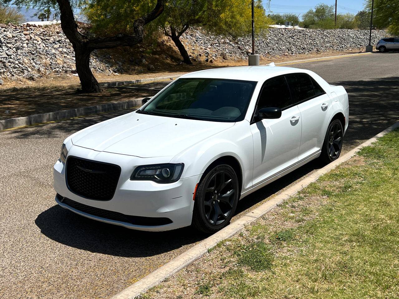2020 Chrysler 300 Touring — Sedan — 181,303 mi — Tucson, AZ