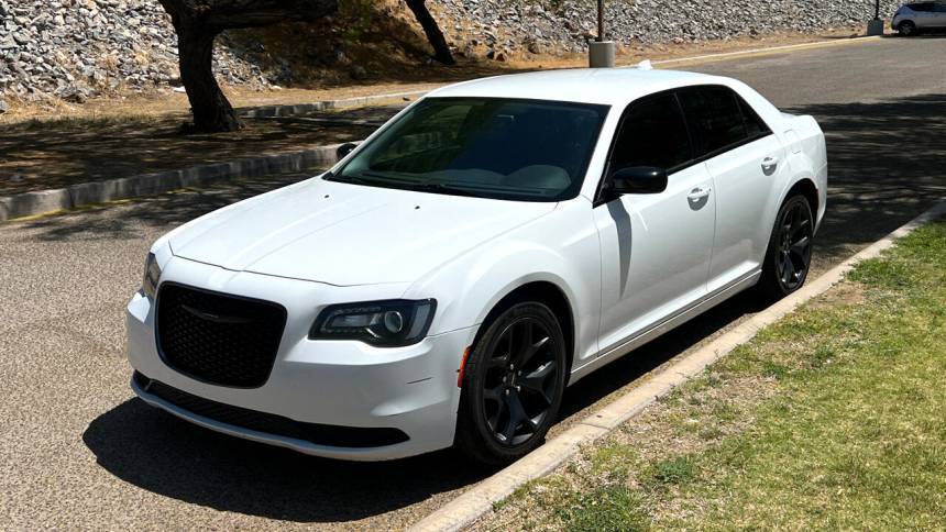 2020 Chrysler 300 Touring