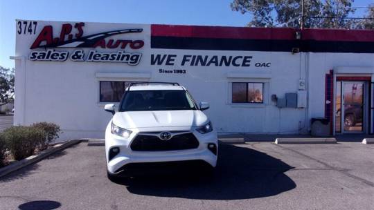 2023 Toyota Highlander LE — SUV — 42,955 mi — Tucson, AZ