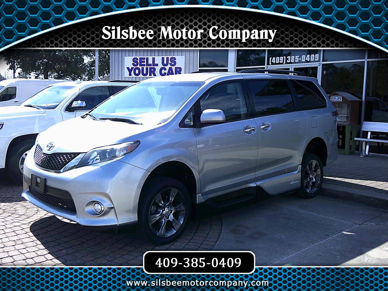 2014 Toyota Sienna SE — Minivan — 49,855 mi — Silsbee, TX