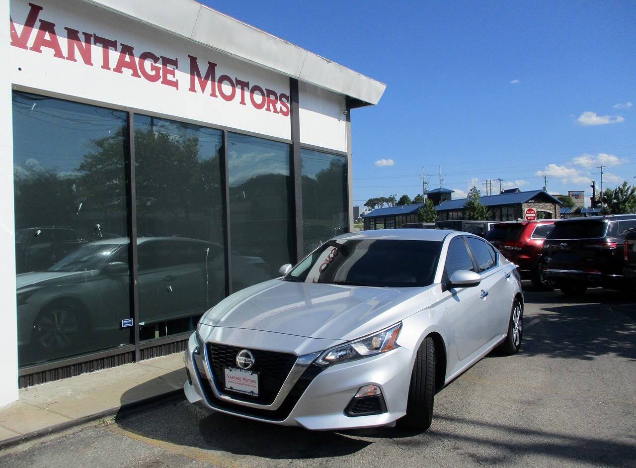 2020 Nissan Altima S — Sedan — 135,796 mi — Raytown, MO