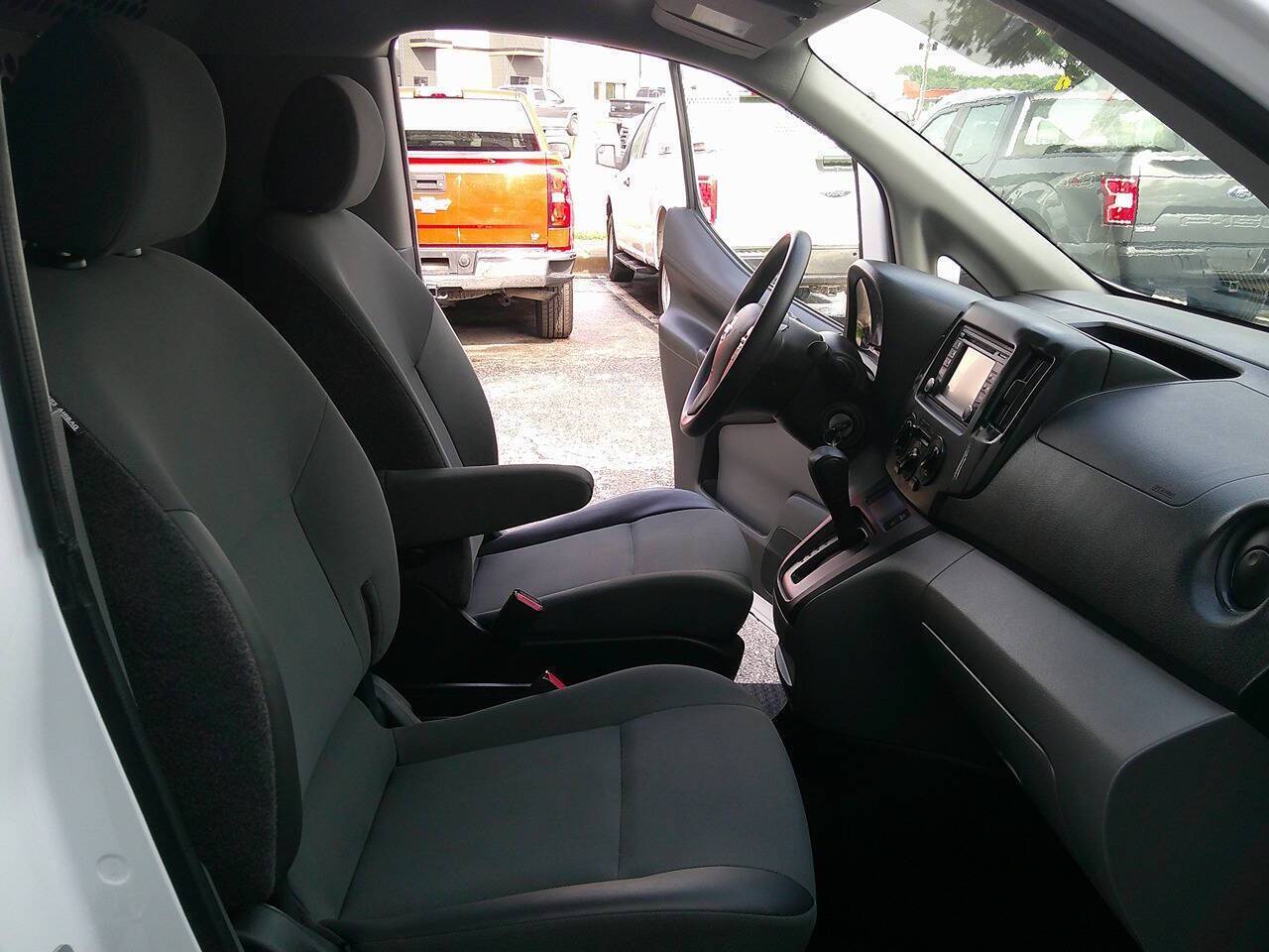 Photo 14