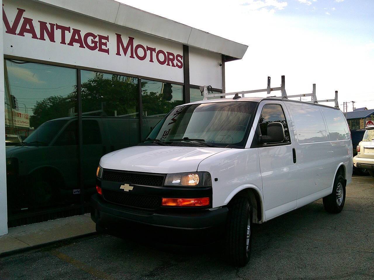 2019 Chevrolet Express Cargo Van Base — Cargo Van — 136,145 mi — Raytown, MO