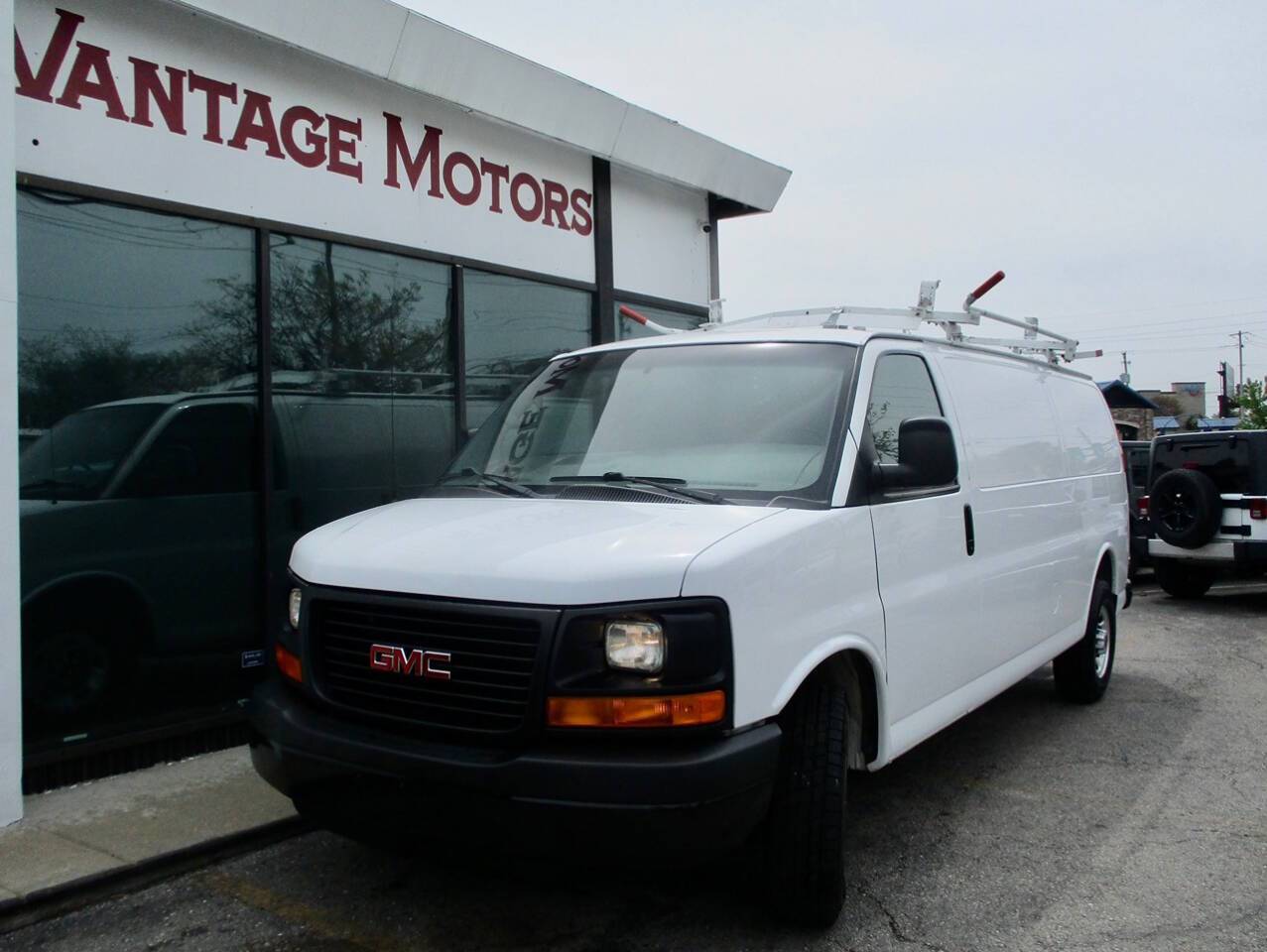 2015 GMC Savana Cargo Van Base — Cargo Van — 144,035 mi — Raytown, MO