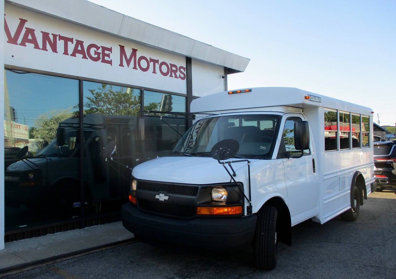 2007 Chevrolet Express Commercial Cutaway C6Y — Chassis Cab Truck — 68,993 mi — Raytown, MO