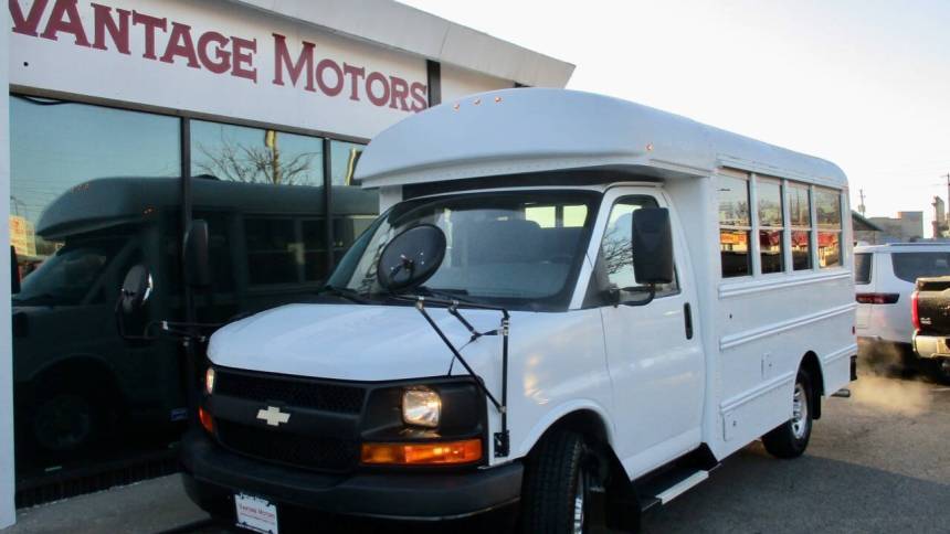2012 Chevrolet Express Commercial Cutaway 3500 Work Van — Chassis Cab Truck — 39,512 mi — Raytown, MO